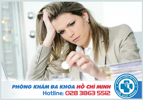 Căng thẳng và áp lực gây là nguyên nhân khiến có kinh sớm hơn 4 ngày