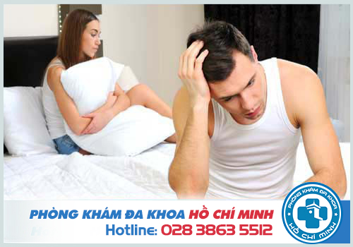 Hoạt động tình dục sớm khi bao quy đầu chưa lành hẳn cũng là một nguyên nhân